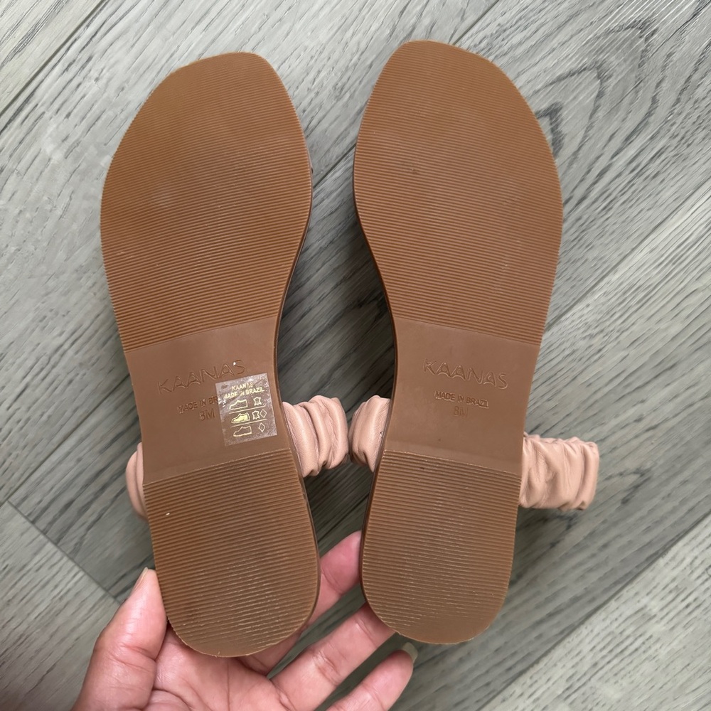 Anthropologie Kaanas Leather Scrunch Slide Sandal - Picture 6 of 6